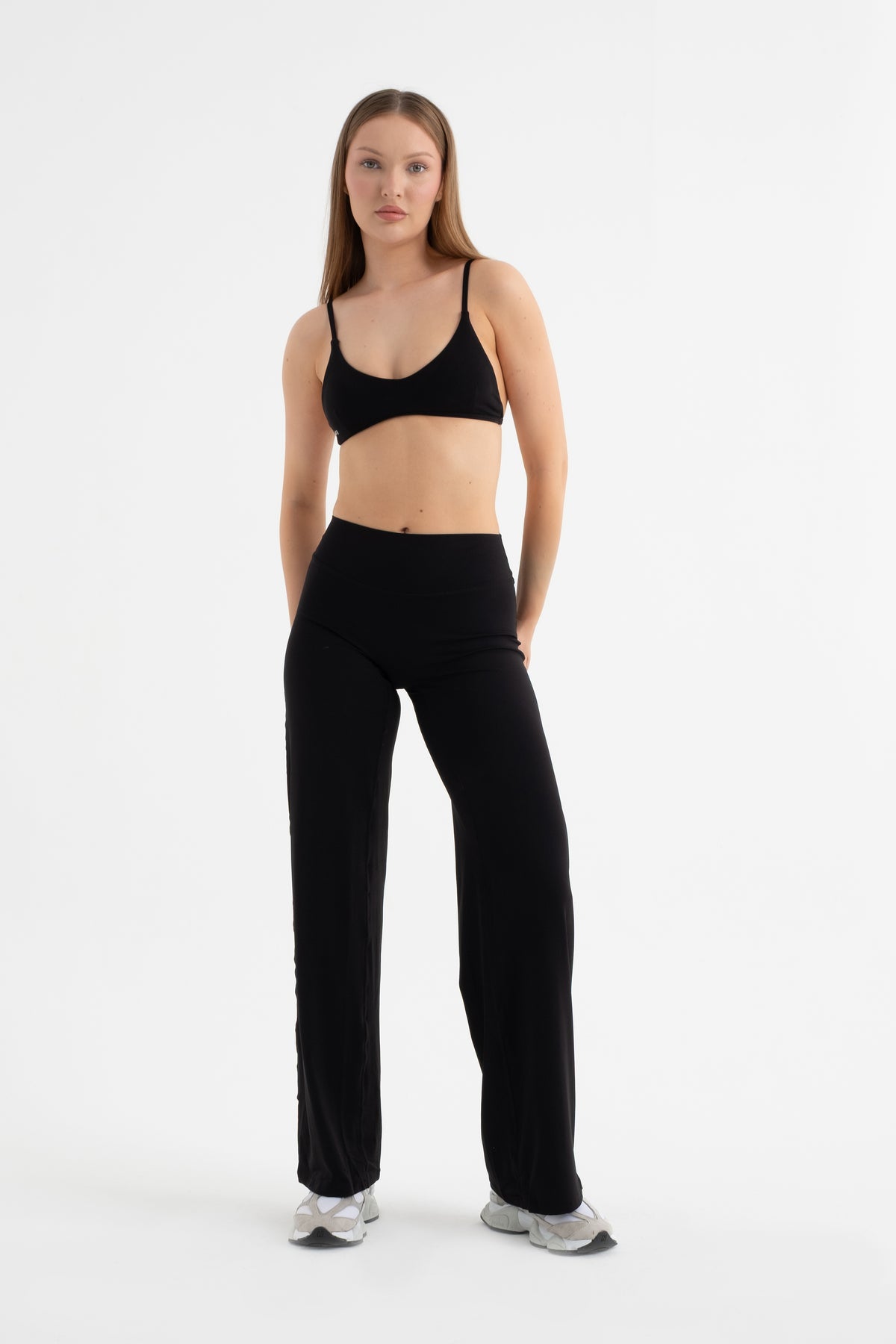 CORDAY STRIDE Midnight siyah spor büstiyer - arka görünüm