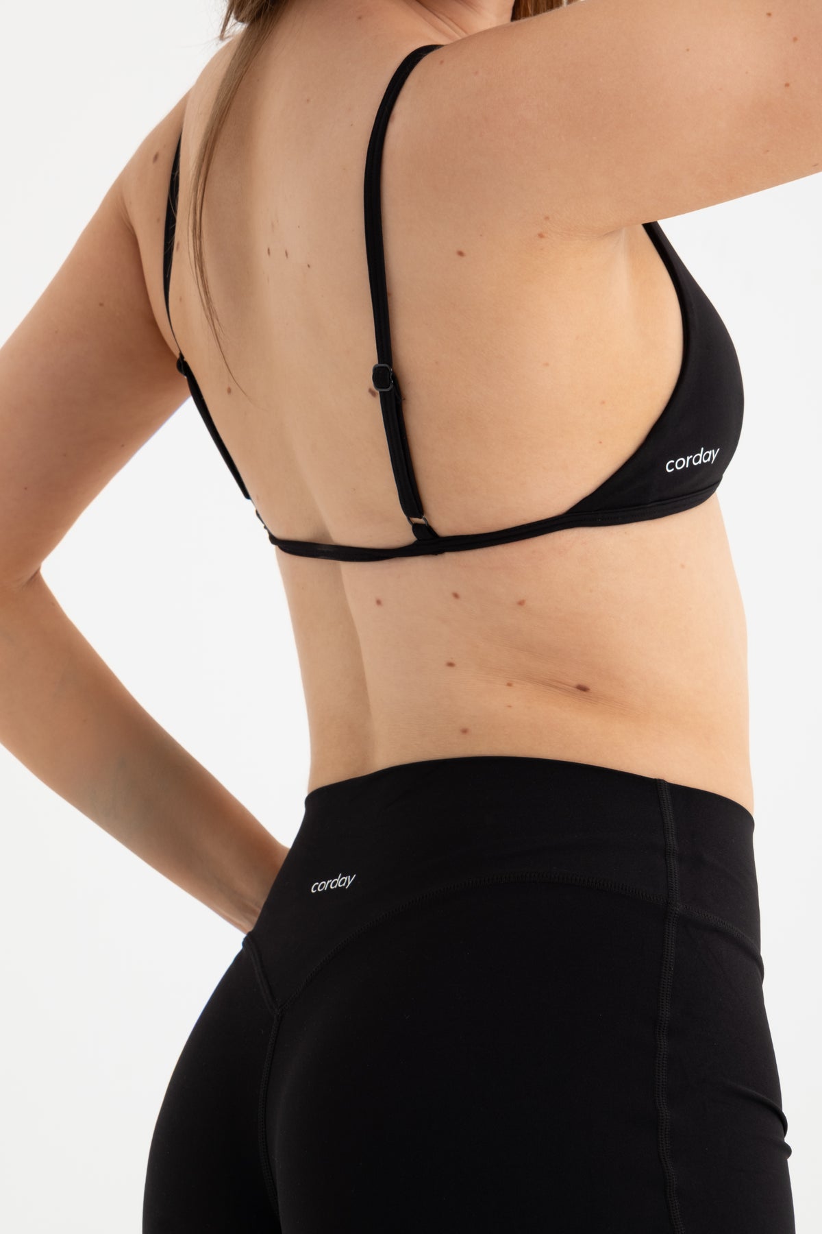 CORDAY STRIDE Midnight siyah spor büstiyer - kumaş detayı