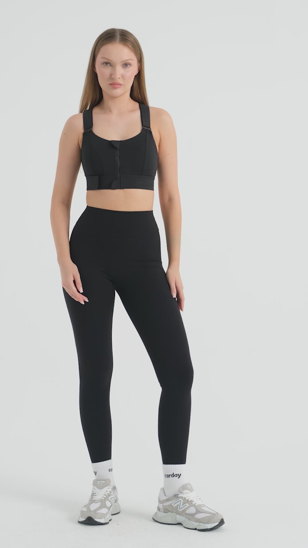 BLACK FORM BRA